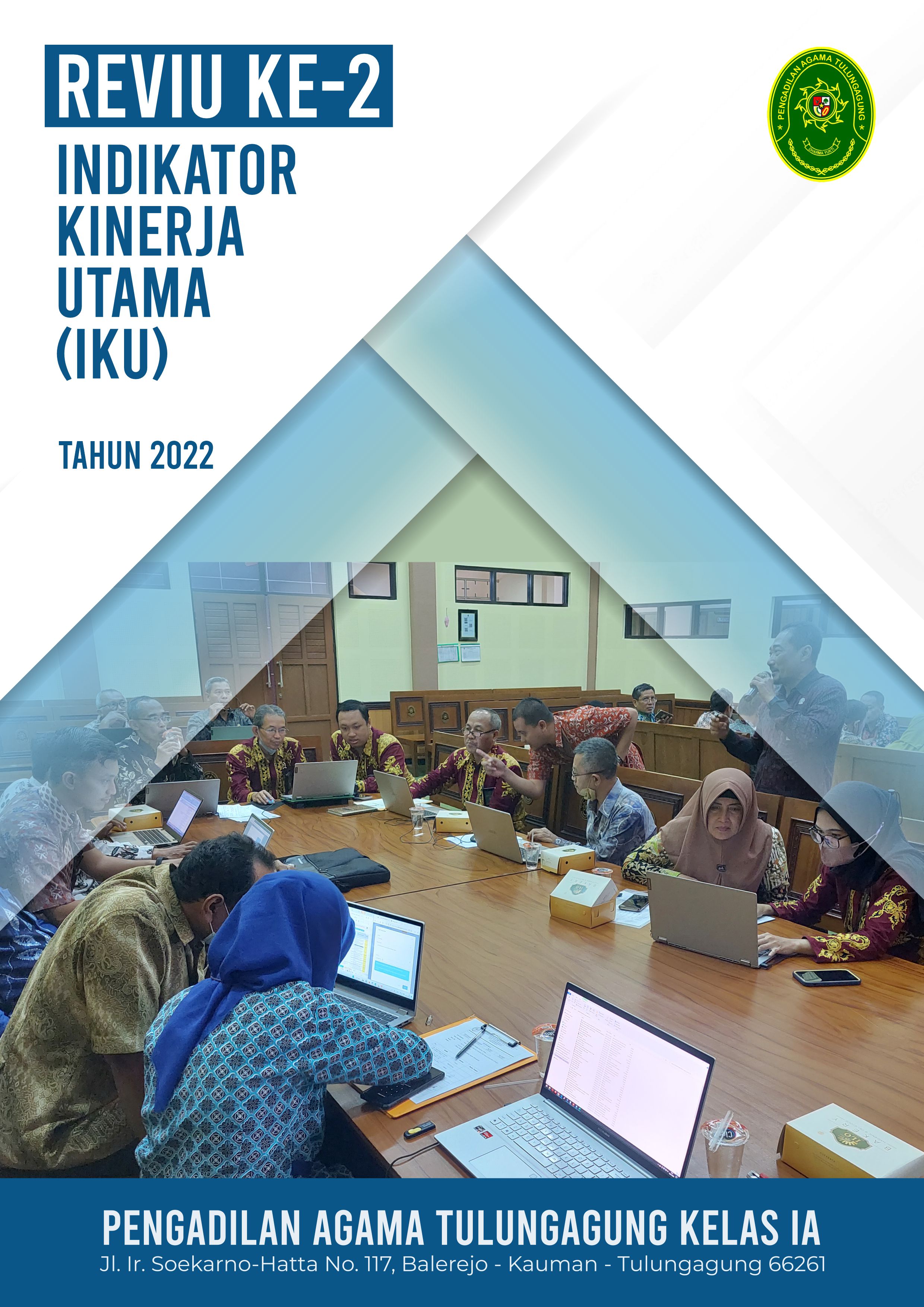 Cover Reviu IKU Ke 2 Pada Tahun 2022.pdf 1