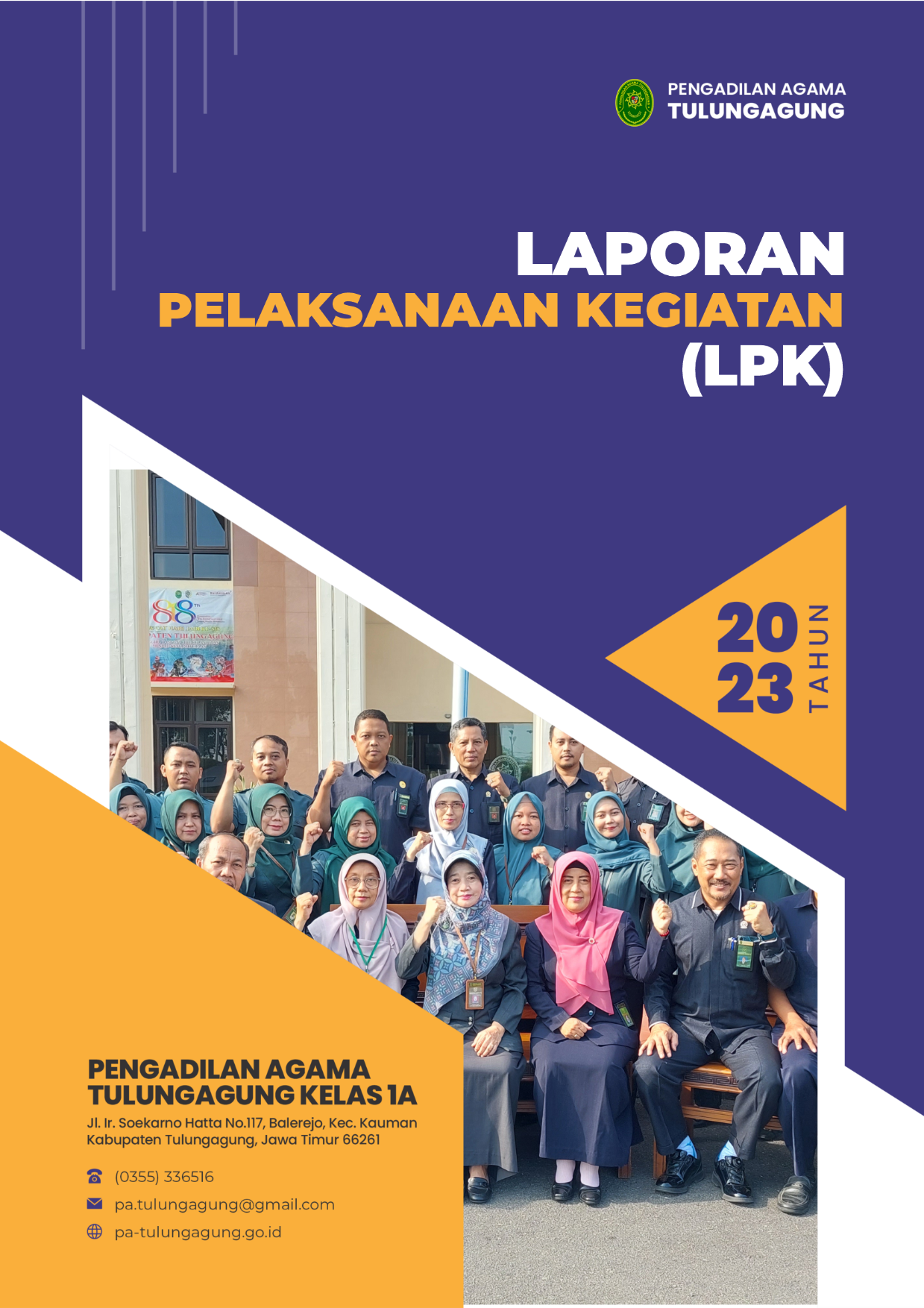 laporan tahunan cover