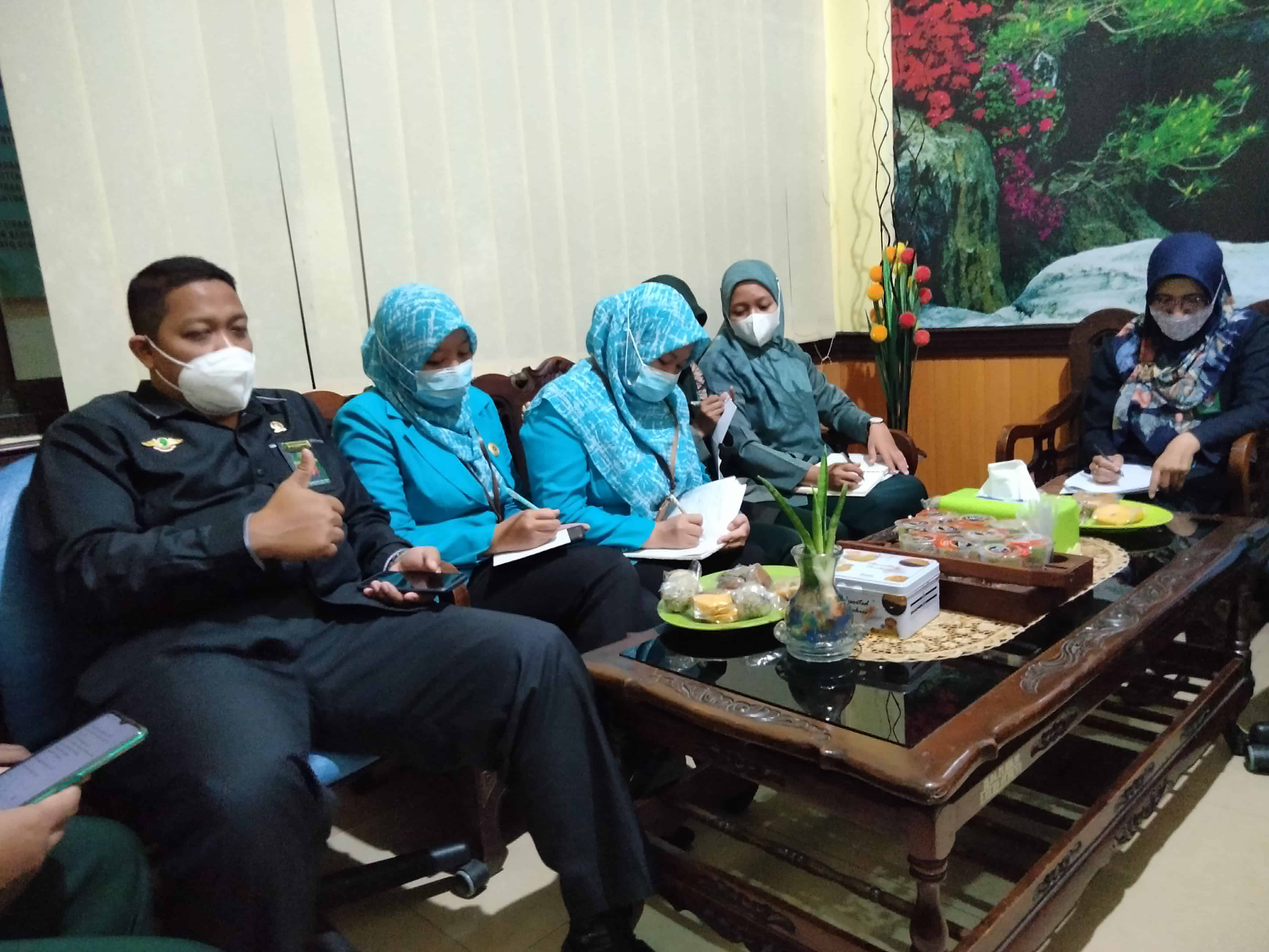 24 08 2021 rapat kesekretariat 1